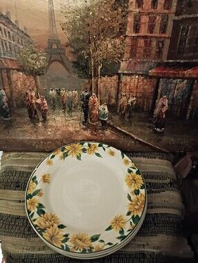 Maplehill Sunflower Stoneware 4 Dinner Plate - Yellow Floral Rim Pattern 1990's.